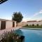 Maisons de vacances Villa provencale avec piscine : photos des chambres