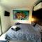 Appartements Capsule ocean Jacuzzi / billard / Netflix : photos des chambres