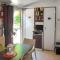 Campings Beautiful caravan in Trves with 3 Bedrooms : photos des chambres