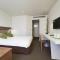 Hotels Campanile Blanc-Mesnil : photos des chambres