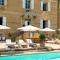Maisons de vacances Stunning refurbished Chateau in South West France : photos des chambres