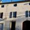 Maisons d'hotes La Maison Des Autres, piscine chauffee, chambres d'hotes proches Uzes, Nimes, Pont du Gard : photos des chambres