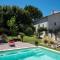 Villas Villa 4 etoiles climatisee piscine Luberon Provence Lauris/Lourmarin : photos des chambres