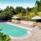 Maisons de vacances Amazing Home In Soucirac With Outdoor Swimming Pool, Wifi And 1 Bedrooms : photos des chambres