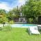 Maisons de vacances Quaint Holiday Home in Grives with Swimming Pool : photos des chambres