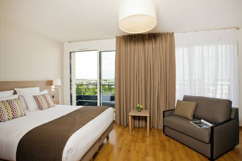 Residhome Bois Colombes Monceau : Appart'hotels proche de Colombes