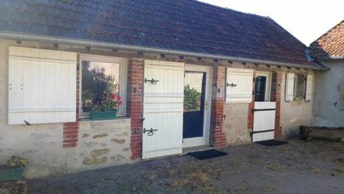 Gîte de Bugeron : Maisons de vacances proche de Loye-sur-Arnon