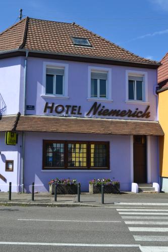 Hotel Restaurant Niemerich : Hotels proche de Pulversheim