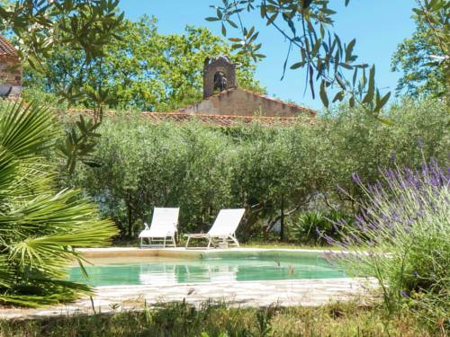 Beautiful Holiday Home in Murviel l s B ziers with Pool : Maisons de vacances proche d'Autignac