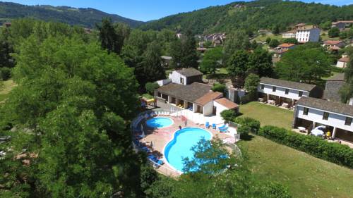VVF Les Gorges de l'Allier : Villages vacances proche de La Chomette