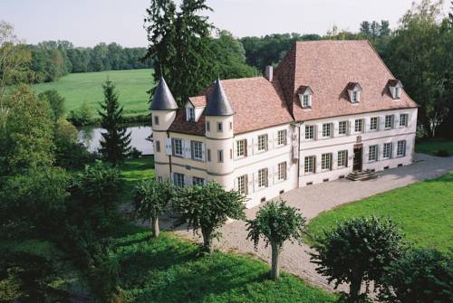 Château De Werde : B&B / Chambres d'hotes proche d'Osthouse