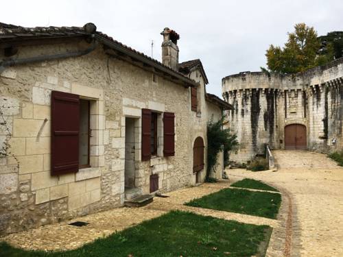 Au Pied du Chateau : Maisons de vacances proche de Bourdeilles