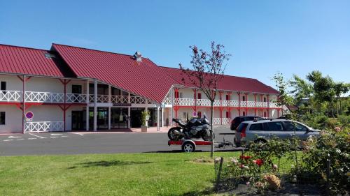 Fasthotel Montmarault : Hotels proche de Tortezais