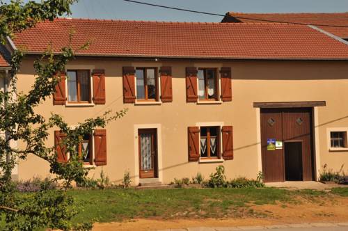 la grange aux hirondelles : B&B / Chambres d'hotes proche de Moncel-sur-Seille
