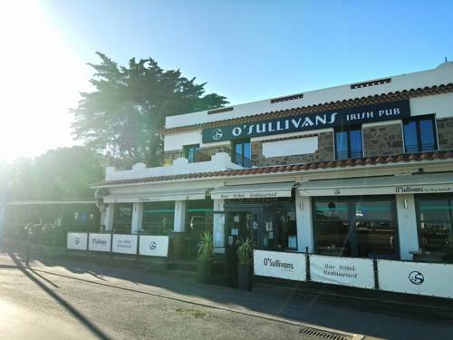 O'Sullivans Bar and Hotel : Appart'hotels proche de Théoule-sur-Mer