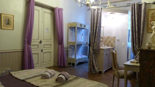 Coté cité : B&B / Chambres d'hotes proche de Carcassonne