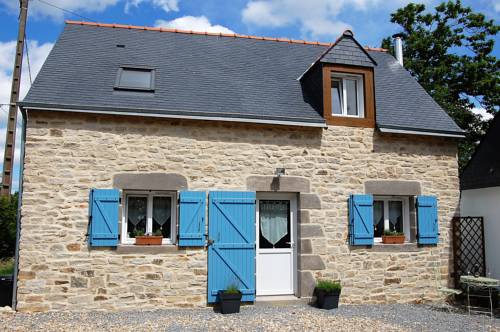 Coet Moru Gites Lavender Cottage : Maisons de vacances proche de Réguiny