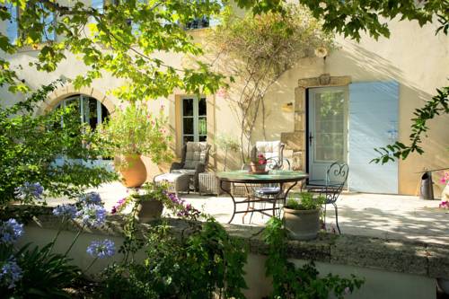 Chambres d'Hotes Domaine des Machottes : B&B / Chambres d'hotes proche de Lançon-Provence