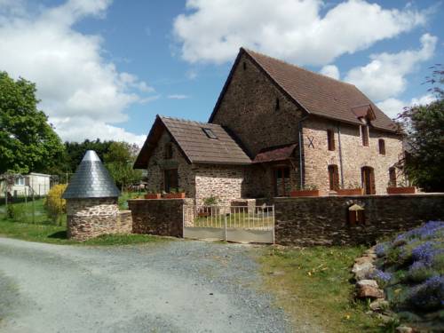 La ferme de la Baconnerie : Maisons de vacances proche de Saint-Martin-de-Blagny