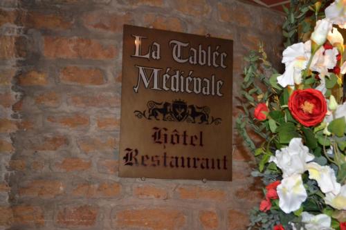 La Tablée Médiévale : Hotels proche de Dommartin