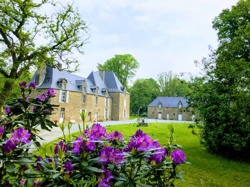 Chambres d'hôtes Château de La Croix Chemin : B&B / Chambres d'hotes proche de Saint-Léger-des-Prés