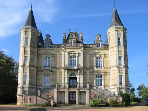 Chateau De La Moriniere : B&B / Chambres d'hotes proche de Beaupréau