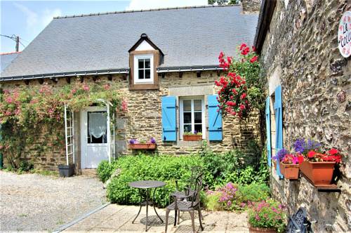 Coet Moru Gites - Rose Cottage : Maisons de vacances proche de Réguiny