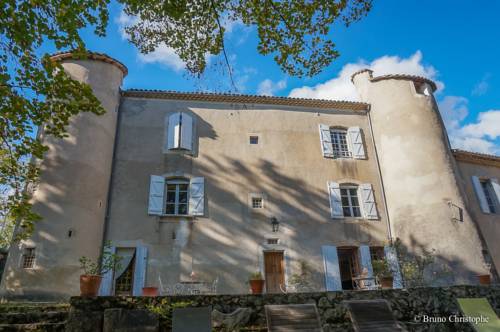 Chateau de Laric : B&B / Chambres d'hotes proche de La Piarre