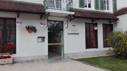 Chambres d'hôtes d'Accolay : B&B / Chambres d'hotes proche de Sainte-Pallaye