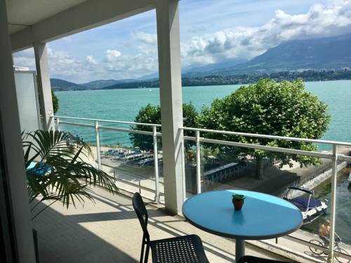 Escapade au bord du lac du Bourget : Appartements proche de Chambéry