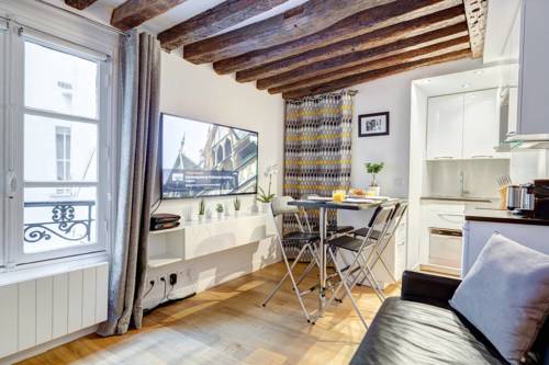 Quiet, Cozy, Design Apartment in Paris : Appartements proche du 4e Arrondissement de Paris