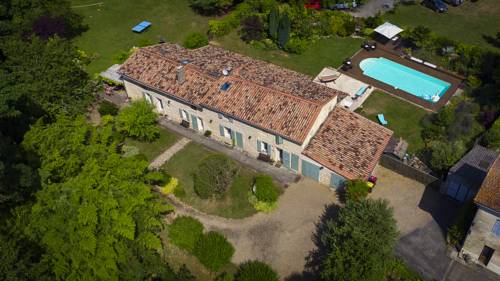Gite la Maison de la Pimpine Lignan de Bordeaux : Maisons de vacances proche de Cursan