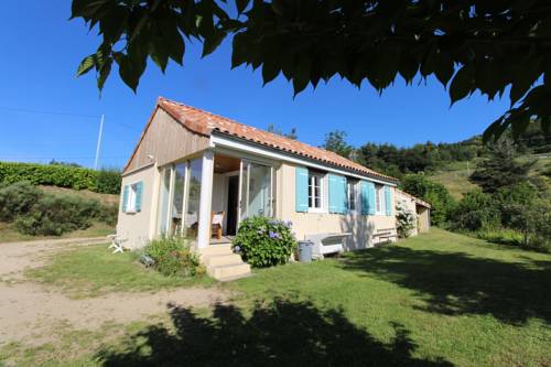 Gite de la Vialle : Maisons de vacances proche de Gilhoc-sur-Ormèze