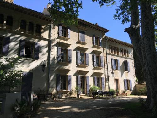 Fontclaire en Provence : B&B / Chambres d'hotes proche de Sérignan-du-Comtat