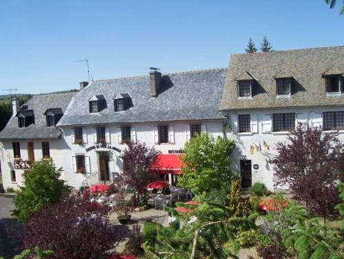 Auberge de Pont-la-Vieille : Hotels proche de Mur-de-Barrez