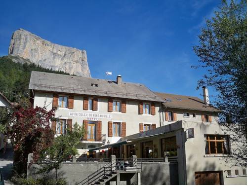 Au Gai Soleil du Mont-Aiguille : Hotels proche de Boulc