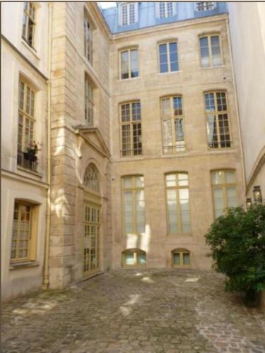 Charming Cosy Triplex in Trendy Marais : Appartements proche du 3e Arrondissement de Paris