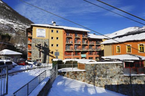 Résidence Néméa Les Grands Ax : Appart'hotels proche de Savignac-les-Ormeaux