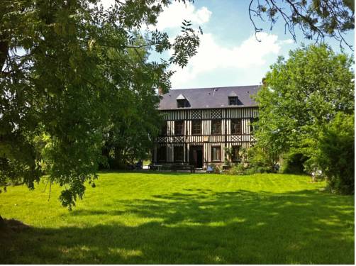 Le Petit Manoir de la Vernelle : B&B / Chambres d'hotes proche de Saint-Mards-de-Blacarville