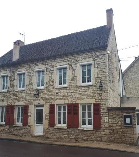 Chambres d'hôtes la Chaumière : Maisons d'hotes proche de Voutenay-sur-Cure