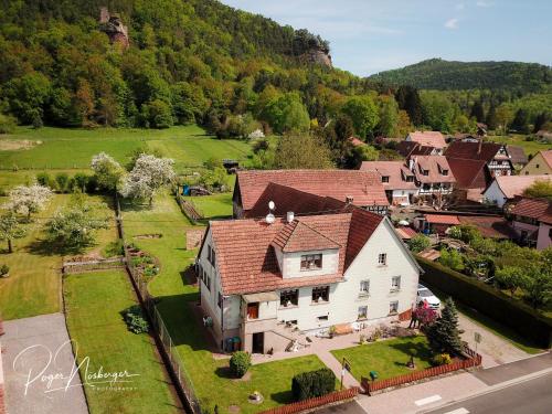 Chambre d'Hotes Petit Arnsbourg : B&B / Chambres d'hotes proche d'Obersteinbach