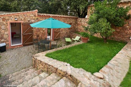 Maison Le Citronnier avec piscine - Domaine E Case Di Cuttoli : Maisons de vacances proche d'Eccica-Suarella