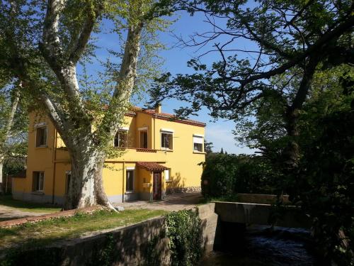Gîte du Mas Arnaud : Appartements proche de Castelnou
