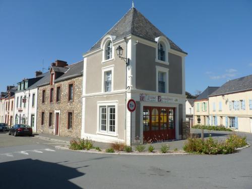 Beauséjour : Hotels proche de Saint-Pierre-sur-Erve