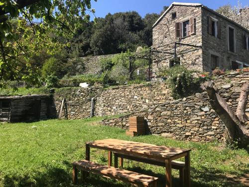 Maison de charme Corse sauvage : Maisons de vacances proche de Chiatra