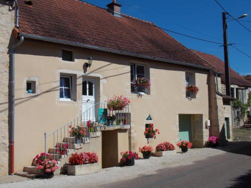 GITE DES ROCHES : Maisons de vacances proche de Massingy-lès-Semur