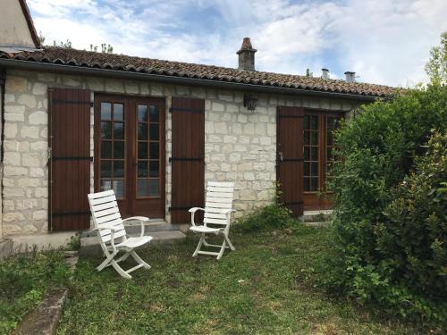 May's Cottage : Maisons de vacances proche d'Availles-Limouzine