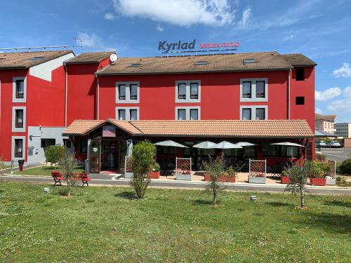 Enzo Hotels Cannes-Écluse by Kyriad Direct : Hotels proche de Courlon-sur-Yonne