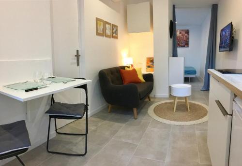 studio scandinave au calme avec jardinet : Appartements proche de Montferrier-sur-Lez