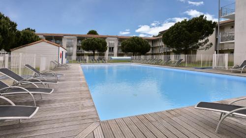 Vacancéole - Le Domaine du Château - La Rochelle / Île de Ré : Appart'hotels proche de Nieul-sur-Mer